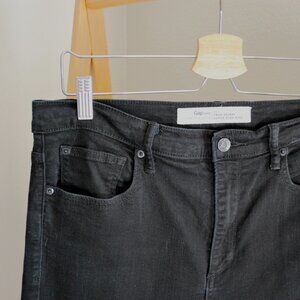 GAP 1969 True Skinny Super High Rise Black Jeans